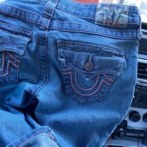 True Religion Jean Capri shirt and shorts